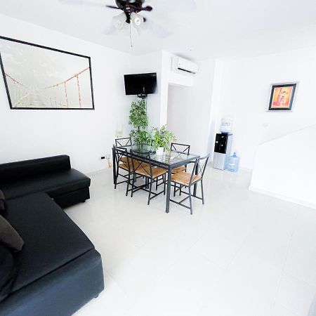 Villas & Apartments Vacation Hotel Rentals Long Term Bavaro Los Corales Punta Cana Exterior photo