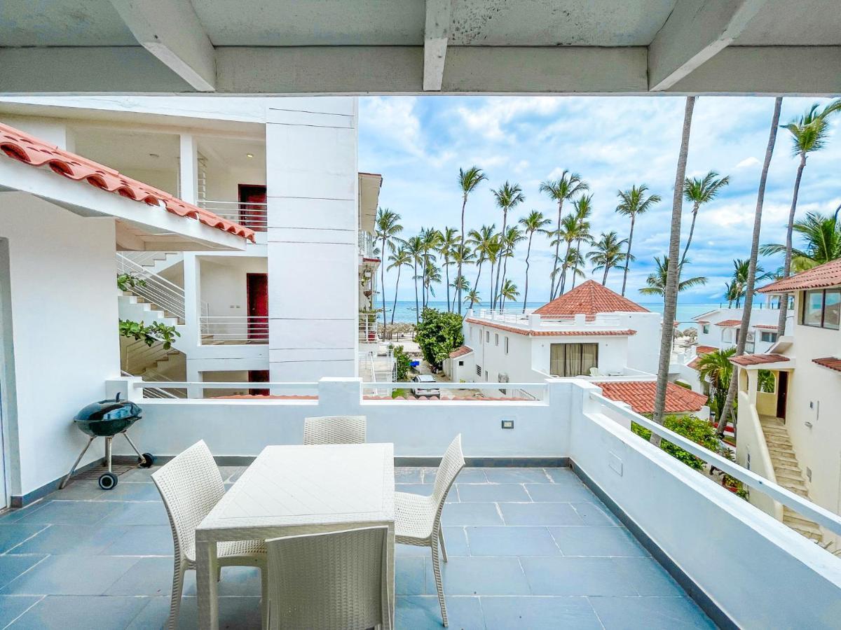 Villas & Apartments Vacation Hotel Rentals Long Term Bavaro Los Corales Punta Cana Room photo
